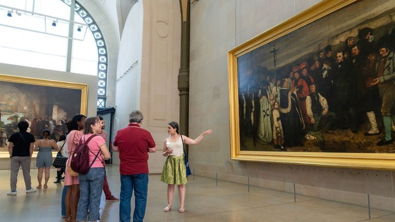 Orsay Museum Tour in Paris - Meeting the guide outside the museum