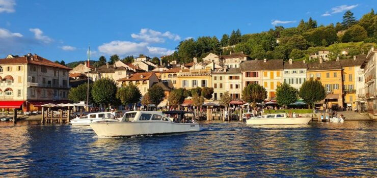 Orta San Giulio: Motorboat Transfer to Isola San Giulio - Availability and Features