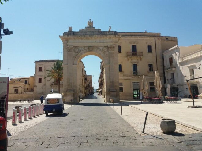 Ortigia, Siracusa and Noto Private Day Tour From Catania - Full Description
