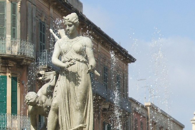 Ortigia: Syracuses Ancient Town Center Private Walking Tour - Tour Description