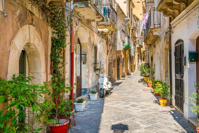 Ortigia, Walking Tour of History and Architecture - Cancellation Policy