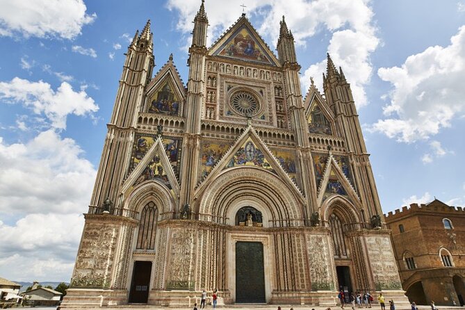 Orvieto and Civita Di Bagnoregio Full Day Trip From Rome - Tour Overview