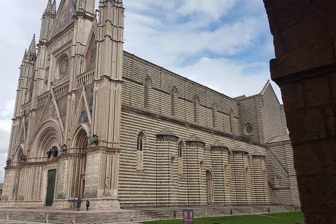 Orvieto and Civita Di Bagnoregio: Private Full Day Trip From Rome - Itinerary Highlights