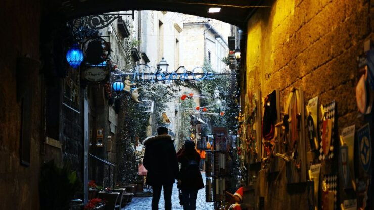 Orvieto: Guided Walking Tour of Underground Orvieto - Activity Details