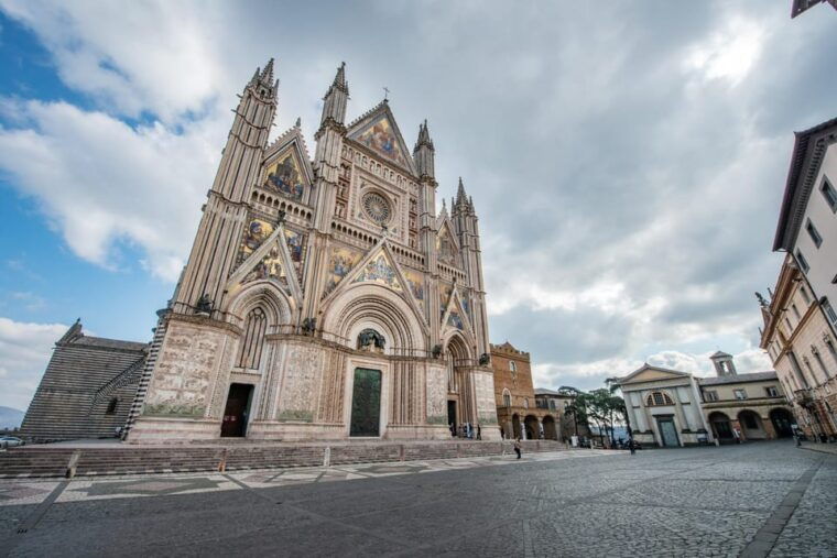 Orvieto Walking Tour Including Duomo Tickets - The Chapel of San Brizio and Luca Signorellis Frescoes