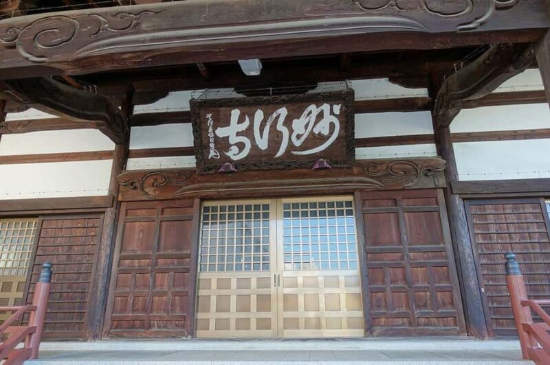 Osaka: 2-Day Castle Tour, Meditation, and Waterfall Hike - The Value of This Experience