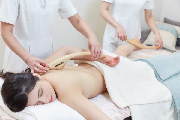 Osaka 60 Minutes Full Body or Facial Massage for Women - What to Expect During Your Visit