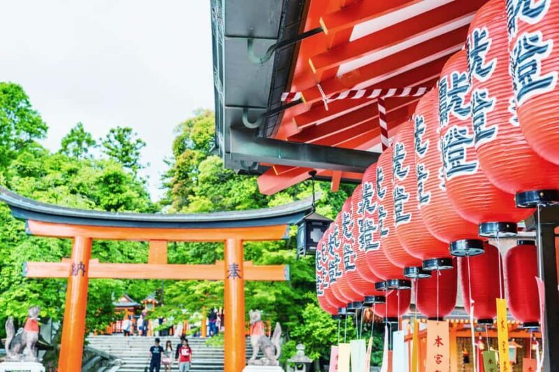 Osaka: Arashiyama Train, Fushimi Inari & Katsuo-ji Day Tour - FAQ