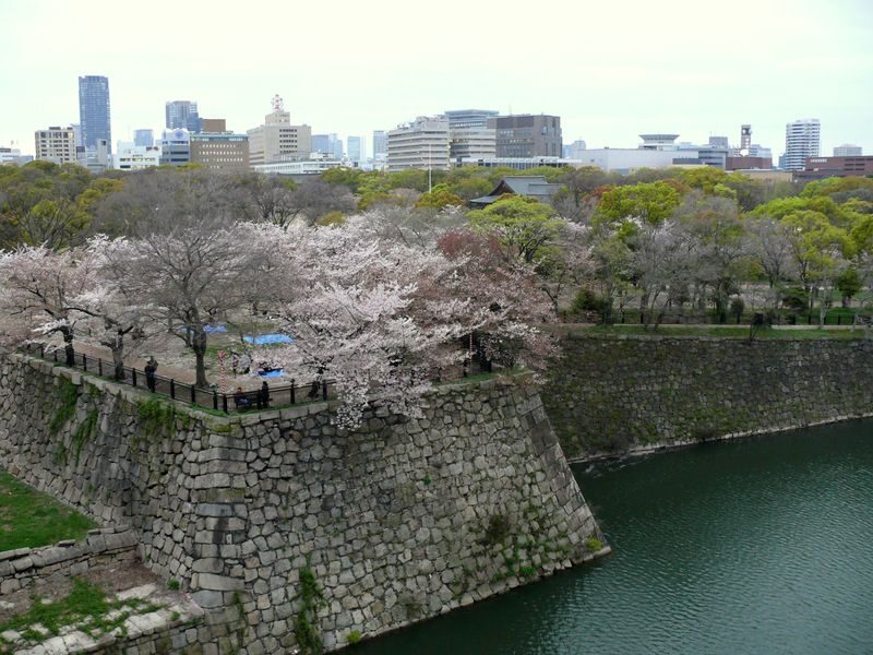 Osaka Castle 3 hours Historical Walking Tour - Why a guide helps at Osaka Castle