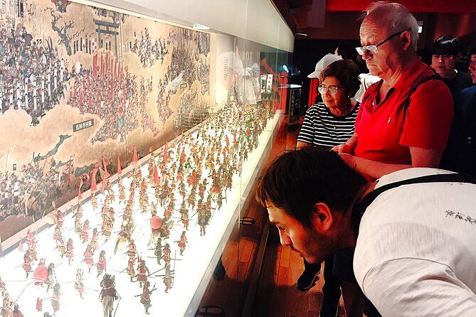 Osaka: Castle and Stone Walls Guided Walking Tour - Who Is This Tour Best For?