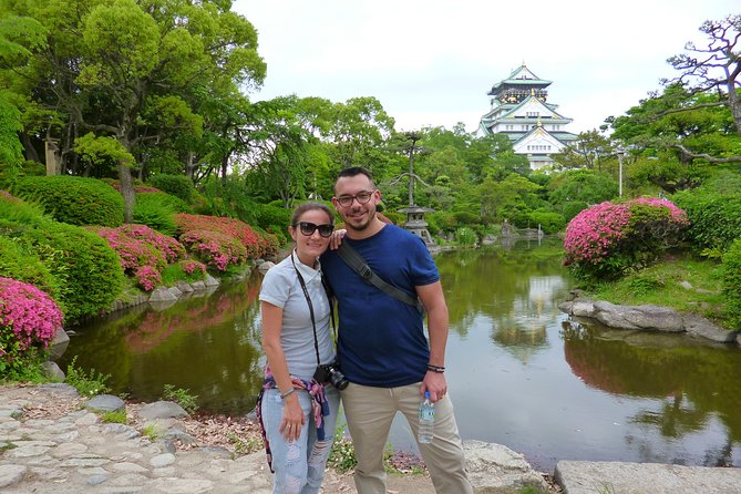 Osaka Castle and the Sumiyoshi Taisha Shrine - Meeting and Pickup