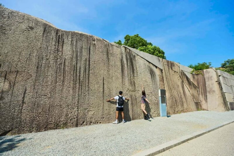 Osaka Castle: History Walking Tour, Castle Tower Admission - Exploring Osaka Castle: An Authentic Dive into Japan’s Architectural and Military Heritage