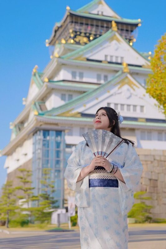 Osaka Castle Park/Shinsaibashi/Yasaka Shrine Photoshoot Experience - Shinsaibashi: a city feel in your travel photos