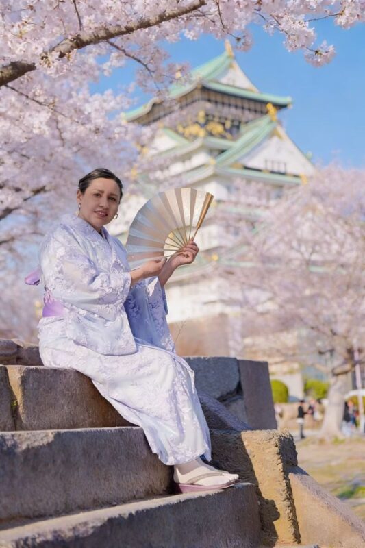 Osaka Castle Park/Shinsaibashi/Yasaka Shrine Photoshoot Experience - Namba Yasaka Shrine: a distinctive setting for portraits
