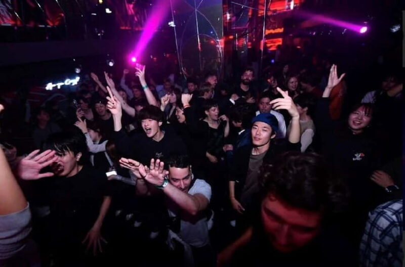 Osaka: CHEVAL All-You-Can-Drink Ticket & VIP(For Foreign) - Osaka: CHEVAL All-You-Can-Drink Ticket & VIP (For Foreign) — A Night of Luxury and Music