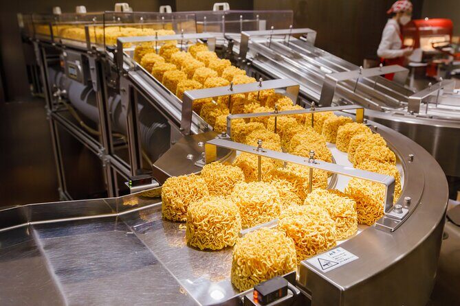 Osaka Cup Noodles Museum and Chicken Ramen Gourmet Tour - Exploring the Osaka Cup Noodles Museum