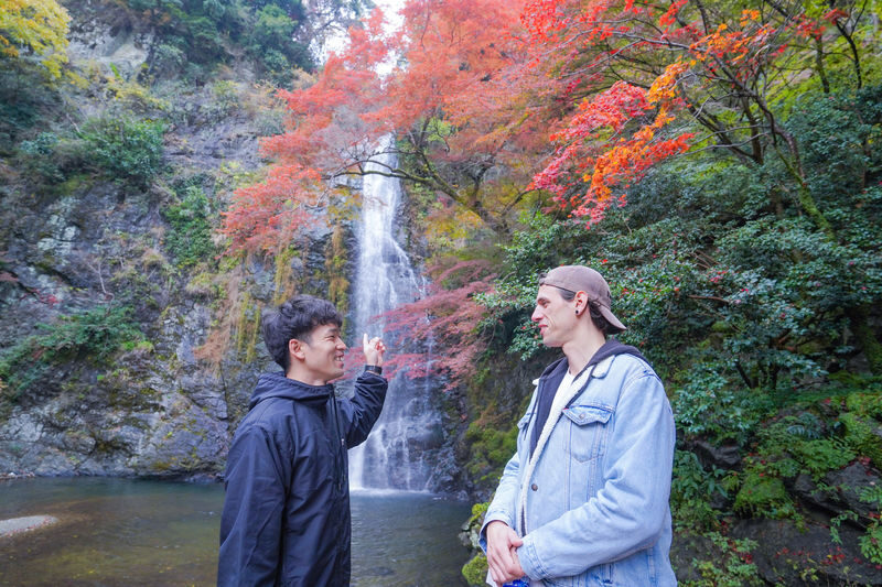 Osaka Day Tour: Katsuo-ji Daruma & Minoh Falls Walk - Katsuo-ji’s Daruma make a memorable start