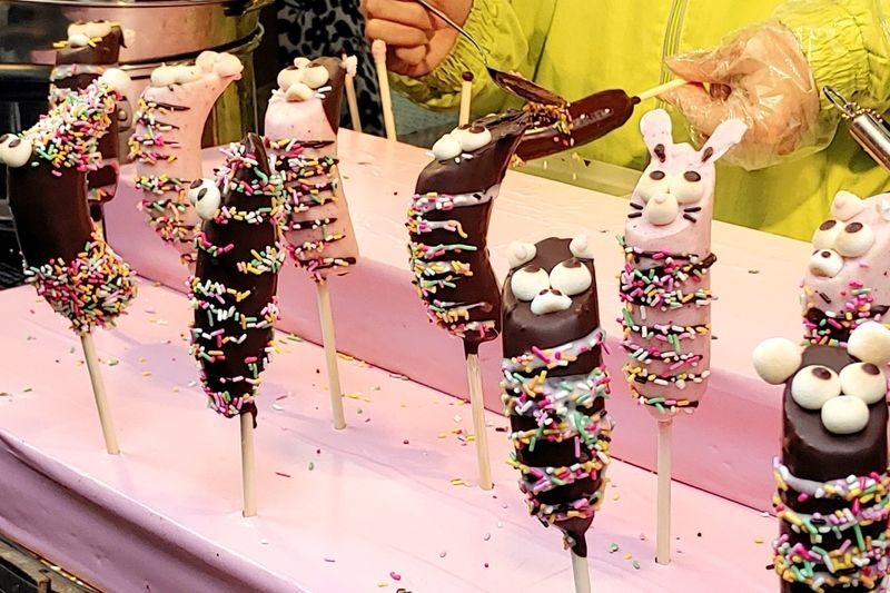 Osaka Dotonbori Half-Day Small Group Food Tour - Who is likely to enjoy this food walk?