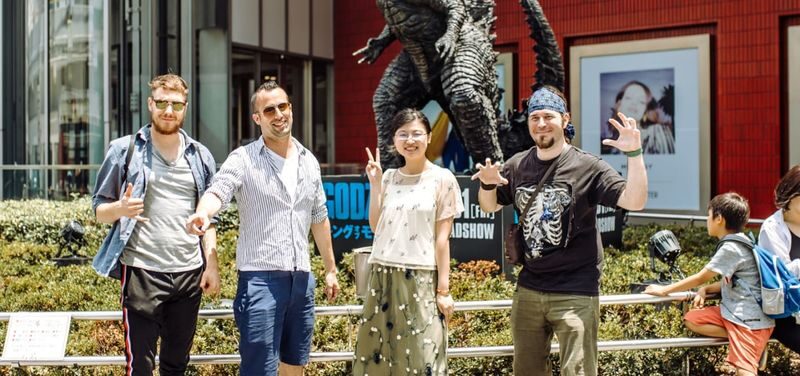 Osaka Dotonbori & Hidden Gems Private Full-Day Tour - The guide can make the day more than a route