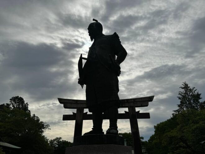 Osaka: Explore Every Bit of Osaka Castle in 3 Hours - Guided Insights