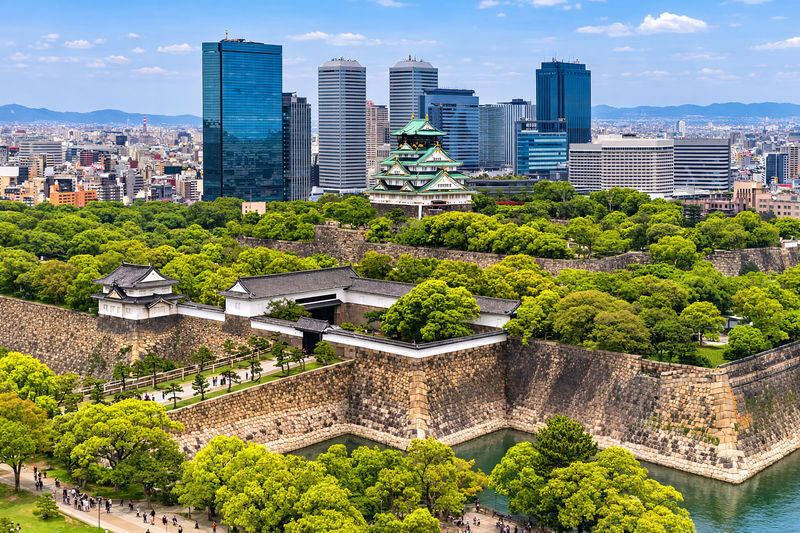 Osaka Guided Walking Tour with Native Expert Exploring Top Sights - A morning that links Osaka’s past and present