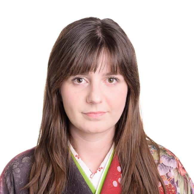 Osaka: Hair & Make-Up by a Professional - Who Should Consider This Experience?  