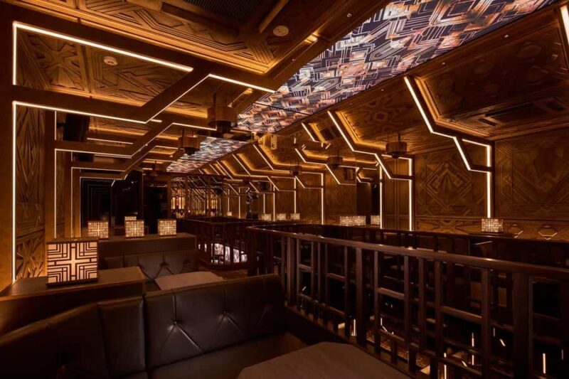 Osaka: Host Club Experience with Unlimited Drinks - Exploring the Experience