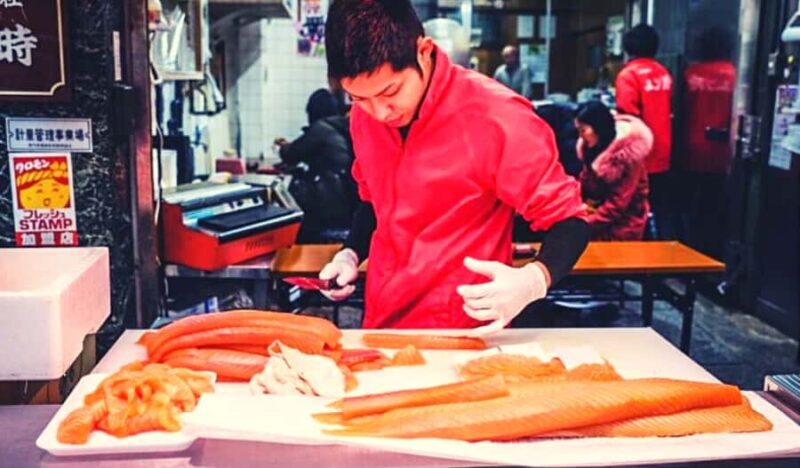 Osaka: Hotspots & Hidden Gems Walking Tour Private or Group - An In-Depth Look at the Osaka Hotspots & Hidden Gems Walking Tour