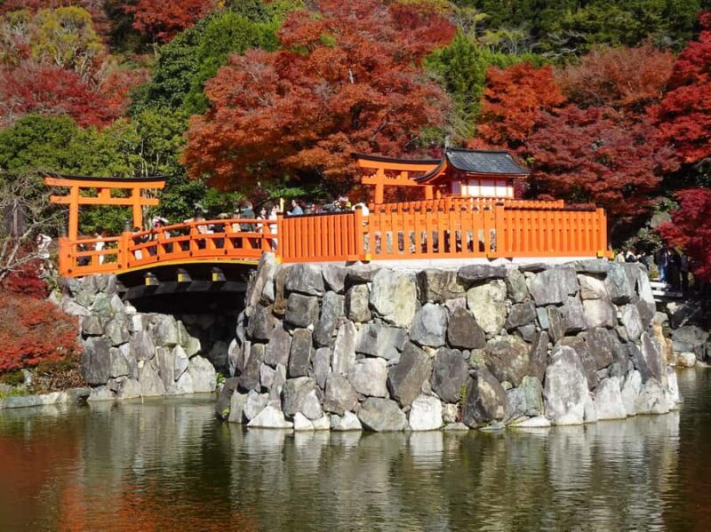 Osaka: Katsuoji Temple Guided Tour with Bus Transfer - Who This Tour Is Best For