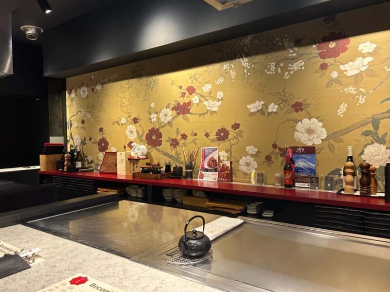Osaka: Kobe Beef Teppanyaki Experience with Guide - A Closer Look at the Experience