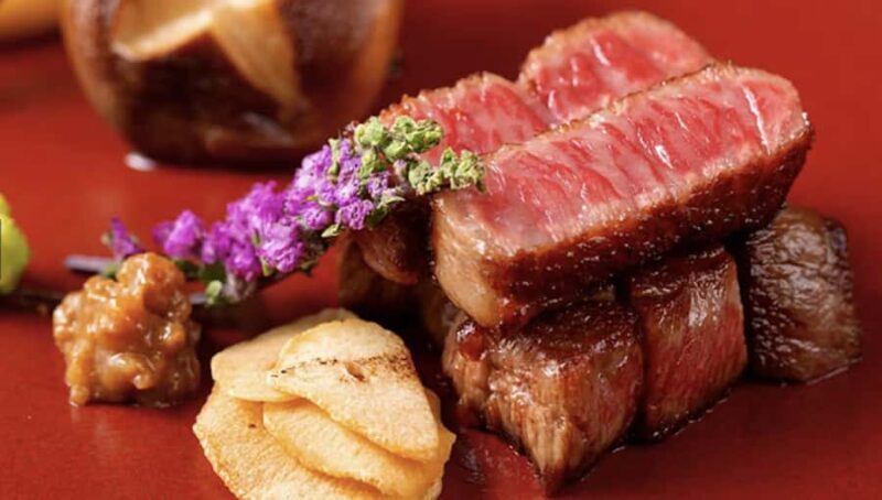 Osaka Kuromon: Reservation World-Class Kobe Beef Teppanyaki - Who Would Love This Experience?