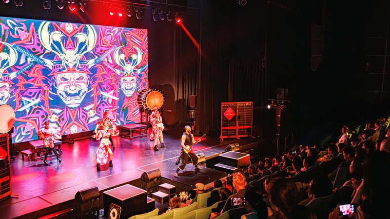 OSAKA NIGHT FUSION Japanese taiko kabuki samurai dance show - At a glance: what to know before you book