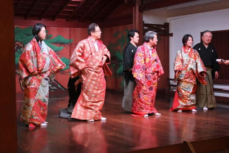 Osaka: Noh Performance with English Subtitles and Workshop - Why This Tour is Worth Considering