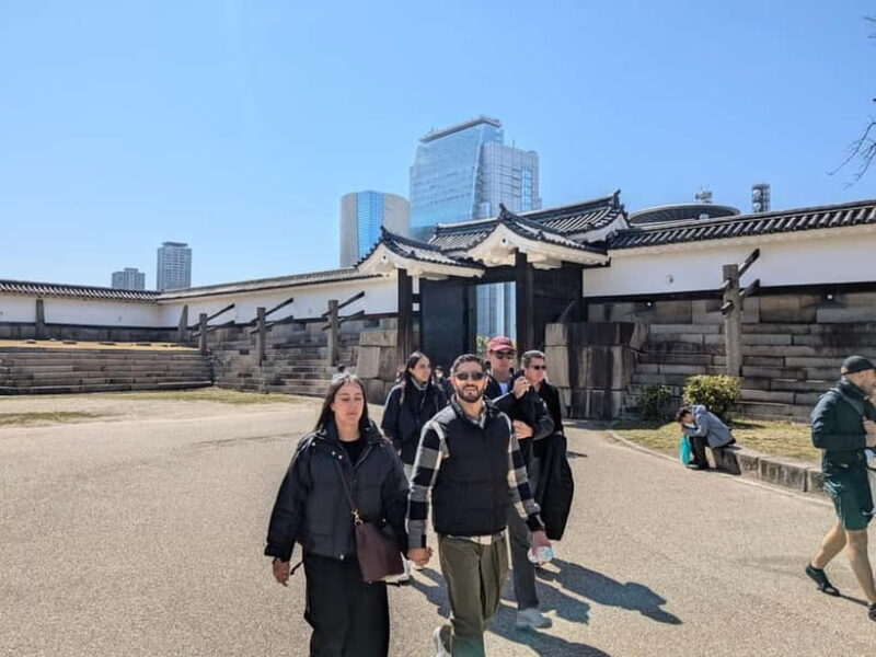 Osaka: Osaka Castle Guided Tour with Local Guide - Is This Tour Worth It?