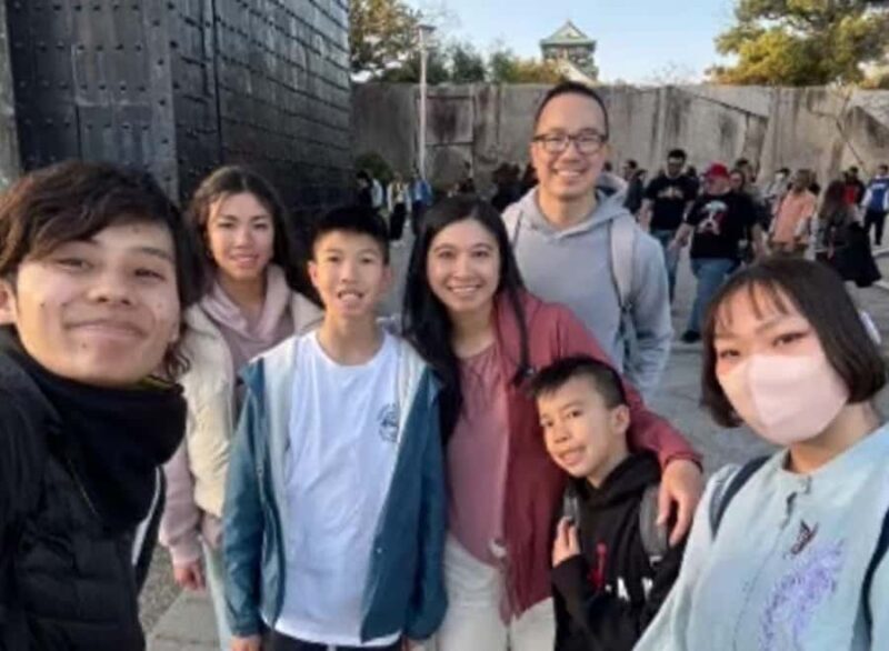 Osaka: Osaka Castle Guided Tour with Local History Expert - Introduction