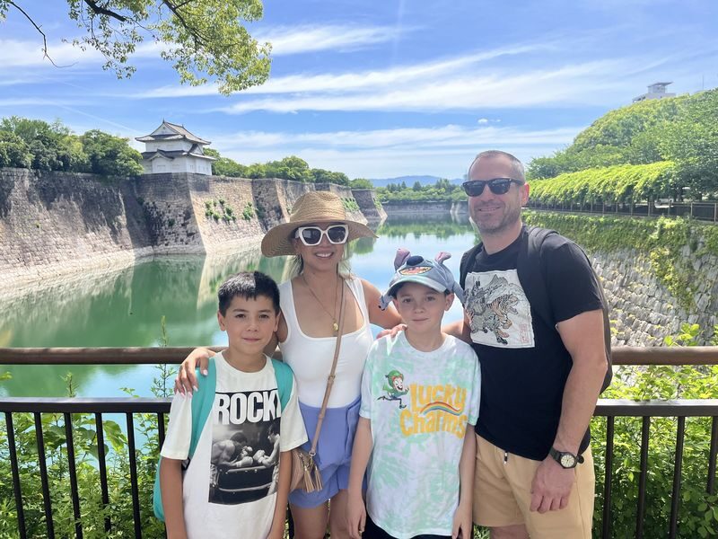 Osaka Private City Exploration Day Tour: Best Cultural Highlights - What the price buys, and what it does not