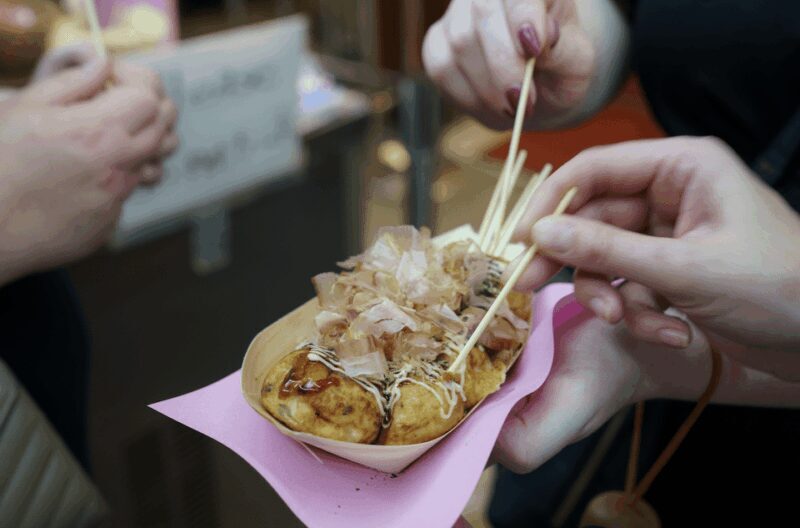 Osaka Private Custom Tour with Local Guide - Good To Know