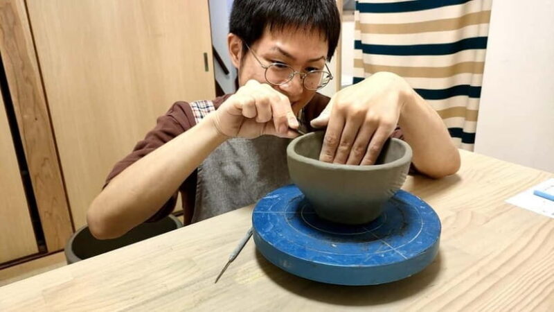 Osaka: Private Experience of Traditional Japanese Pottery - Exploring the Experience in Detail  