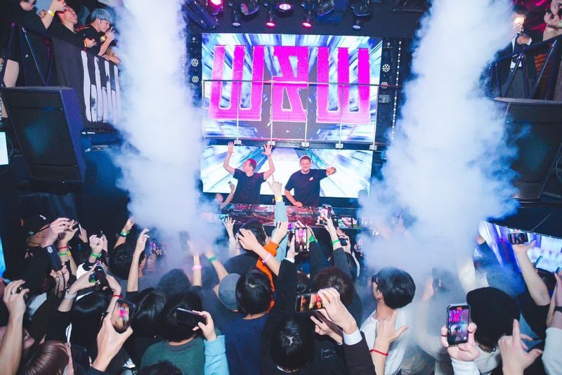 Osaka Shinsaibashi: CRAZY LAND by CHEVAL Nightclub Admission Ticket - Key points to know before you go
