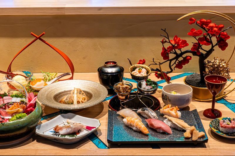Osaka Shinsaibashi: SHIN NIPPON Carefully Selected Sushi Set Menu - At a glance: the details that shape dinner