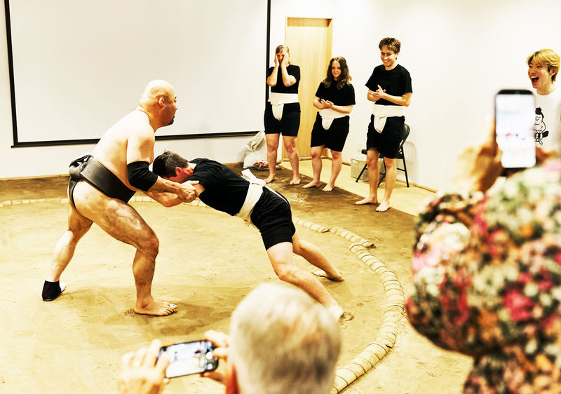 Osaka: Sumo Experience with Live Show & Audience Challenge - Who will enjoy this Osaka activity