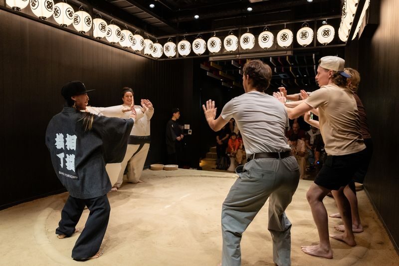 OSAKA Sumo Live Match show Experience with salt-throwing Challenge! - Photos with the wrestlers, plus a gallery caveat