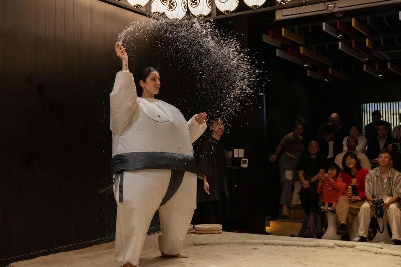 OSAKA Sumo Live Match show Experience with salt-throwing Challenge! - Is the ticket good value?