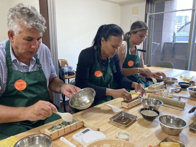 Osaka: Sushi Class in Dotonbori - Customer Reviews