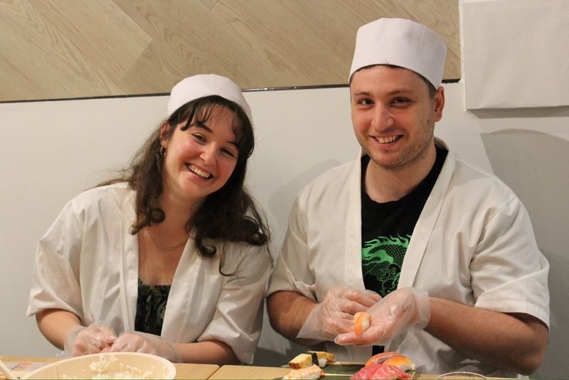 Osaka Sushi Making Class - Costume photos and small keepsakes