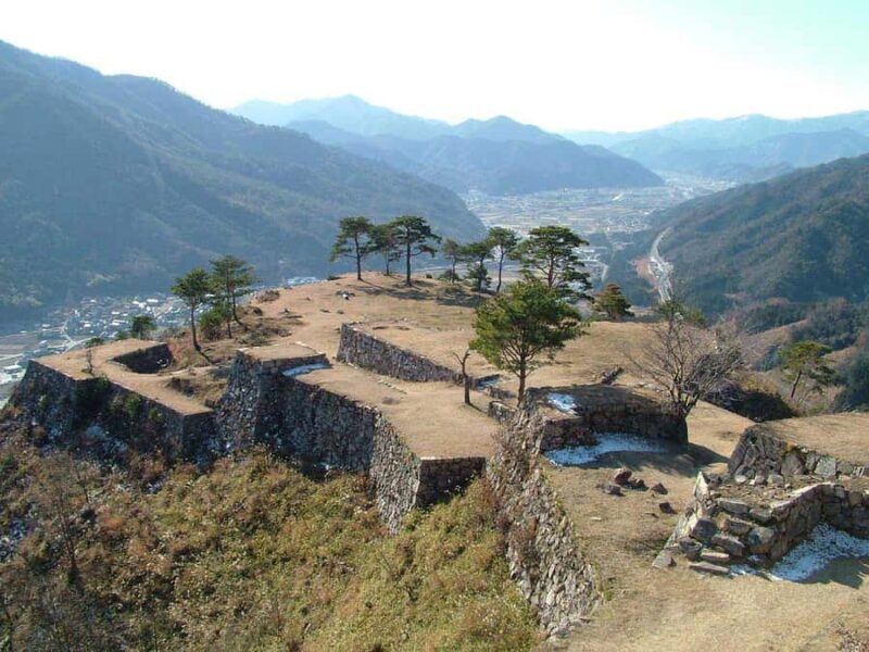 Osaka: Takeda Castle Ruins and Kobe One-Day Tour - Takeda Castle Ruins: The "Castle in the Sky"