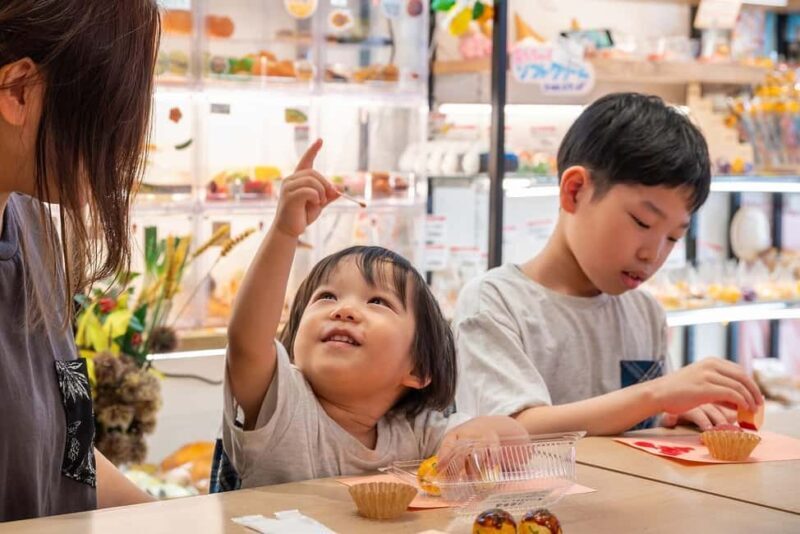 Osaka: Takoyaki Keychain-Making Workshop - Osaka: Takoyaki Keychain-Making Workshop