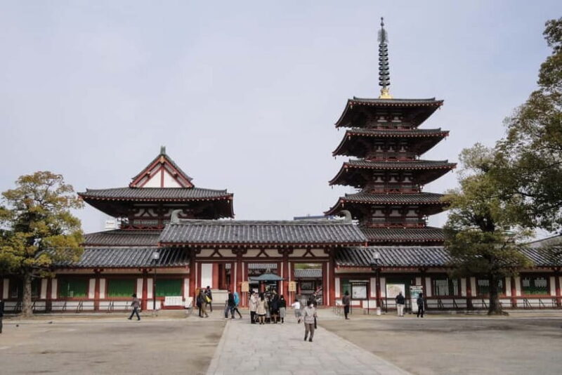 Osaka: Tennoji Ward, Shinsekai 3 hours Walking Tour - What You Gain From This Experience