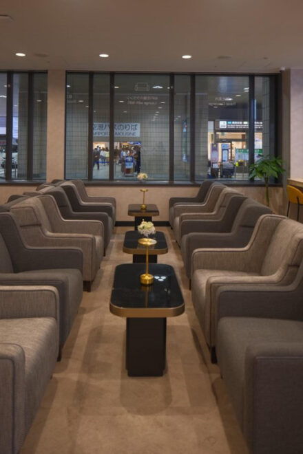 Osaka Umeda City Terminal: Premium Lounge Entry - Tourist Support and Guidance