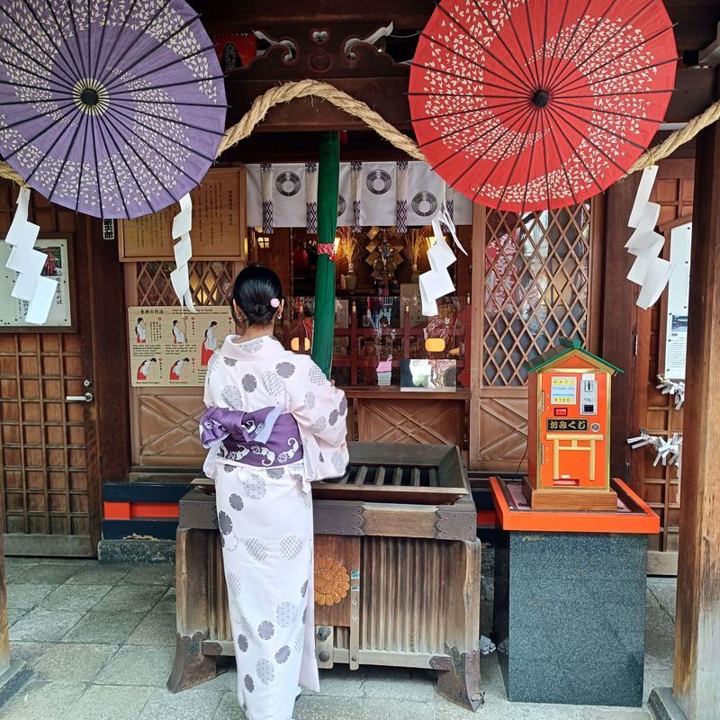 Osaka Umeda Kimono & Retro Streets Half-Day Tour - The one useful warning about timing